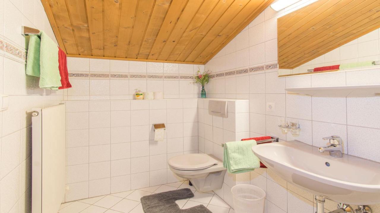Haus Gleinser - *