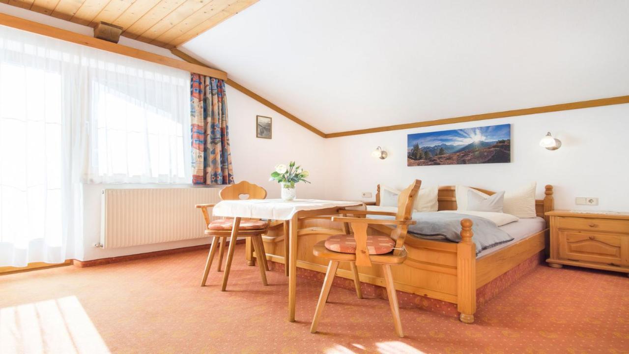 Apartment Haus Gleinser - *